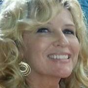Lisa Wyatt Photo 19