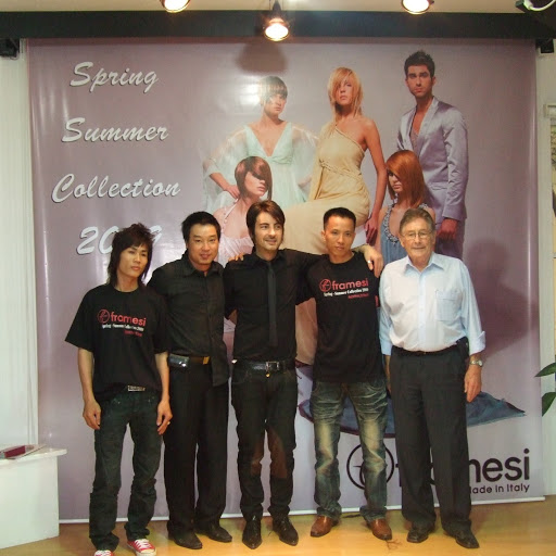 Tu Tran Photo 14