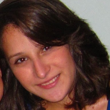 Julia Medina Photo 11