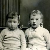 Eileen Holden Photo 16