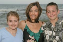 Holly Bryant Photo 20