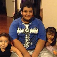 Michael Muniz Photo 36