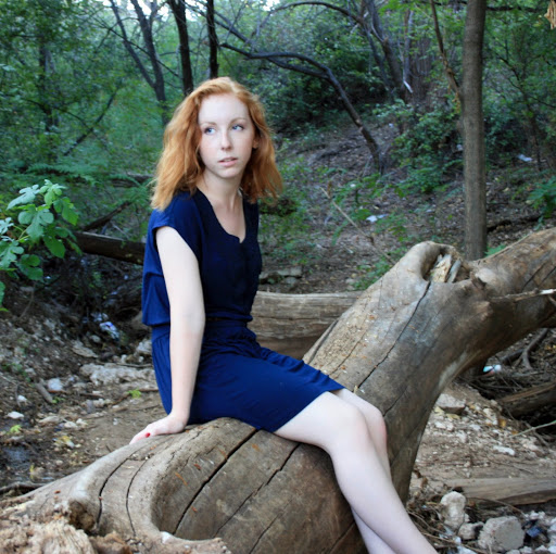 Rachel Burch Photo 17