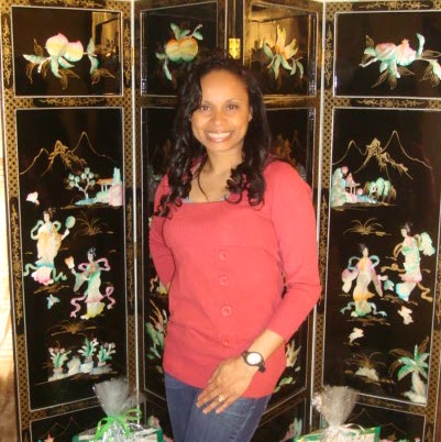 Christina Jones Photo 18