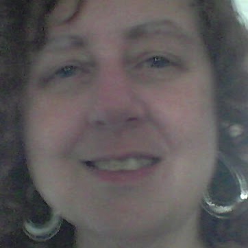 Linda Rhoades Photo 18