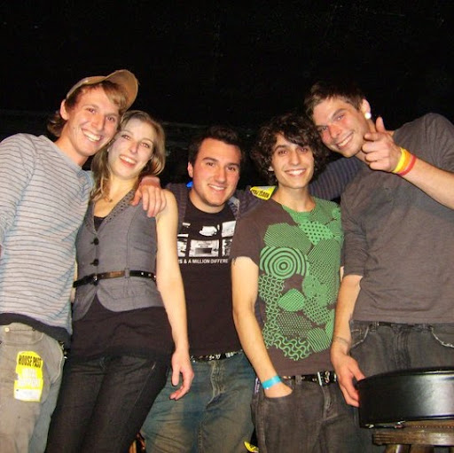 Sarah Rodgers Photo 8