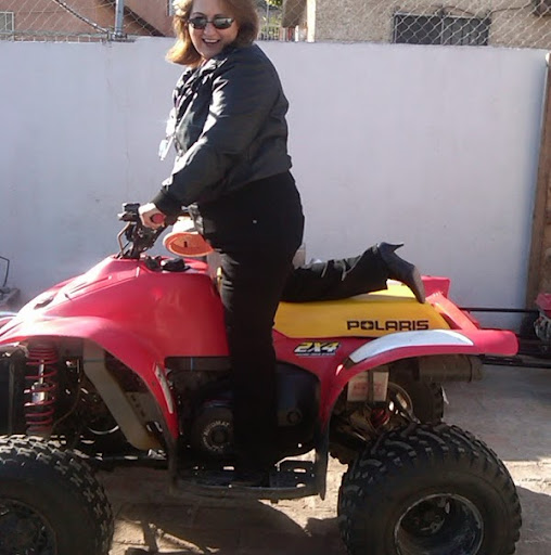 Rosa Benitez Photo 4