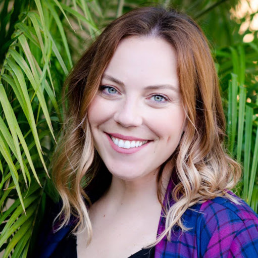 Christina Carter Photo 23