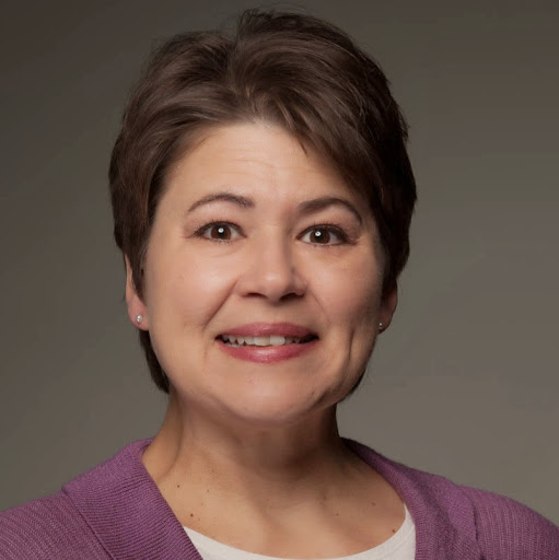 Elizabeth Chamberlain Photo 19
