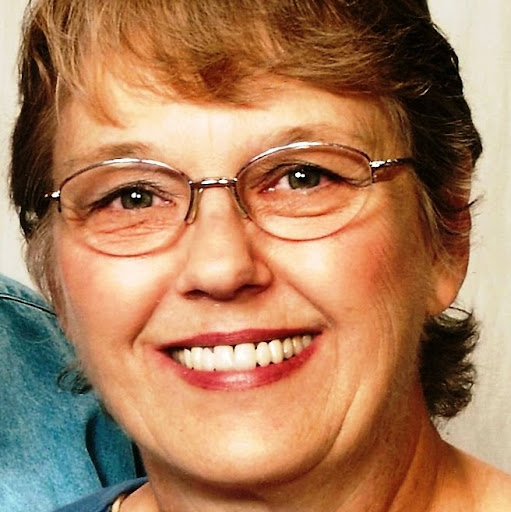 Carol Hansen Photo 42