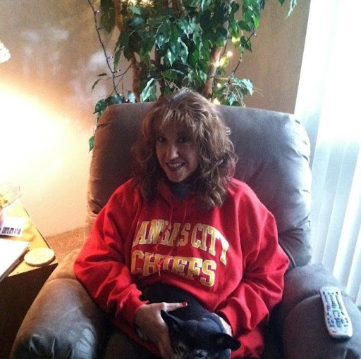 Linda Ross Photo 14