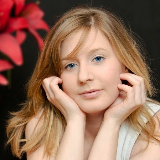 Jasmine Smith Photo 27