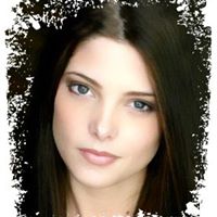 Gina Chavez Photo 16
