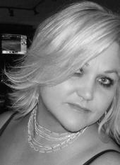 Loretta Davis Photo 9