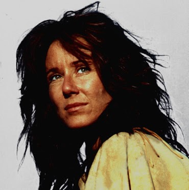 Mary Mcdonnell Photo 22