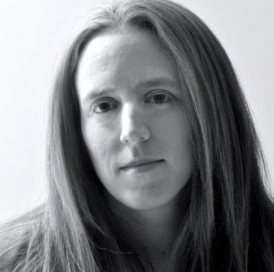 Sarah Giles Photo 30