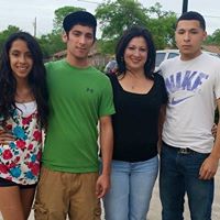 Rachel Garza Photo 36