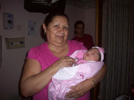 Maria Vazquez Photo 48