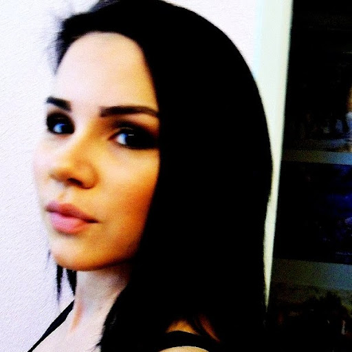 Kristina Bridges Photo 14
