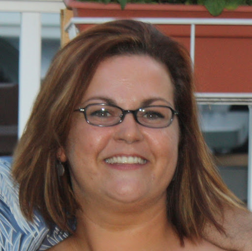 Jennifer Holmes Photo 40