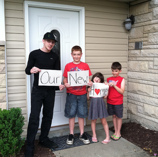 Christine Connelly Photo 22
