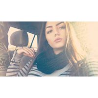 Alexandra Mora Photo 14