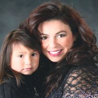 Julie Campos Photo 29