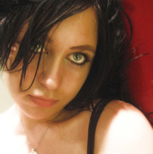 Alice Light Photo 13