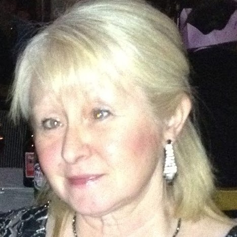 Linda Pearson Photo 38