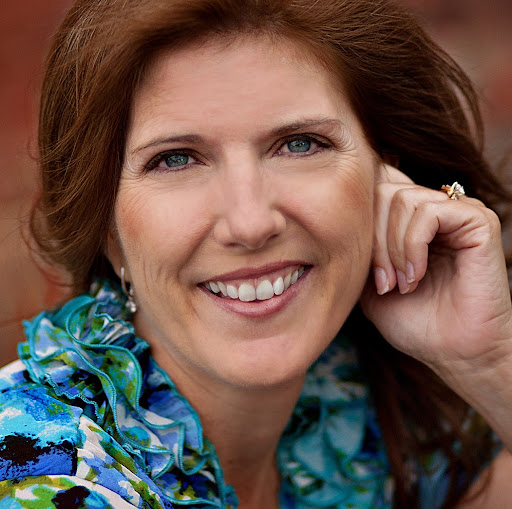 Margaret Thomas Photo 23