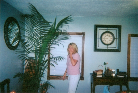 Debi Anderson Photo 15