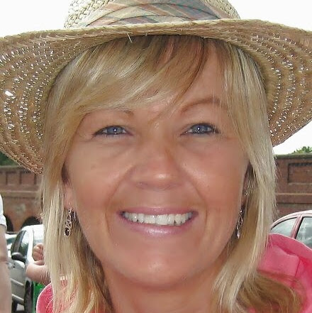 Sandra Kirby Photo 15