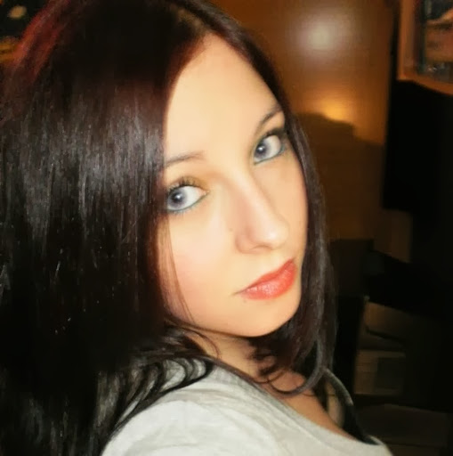 Helen Snow Photo 19