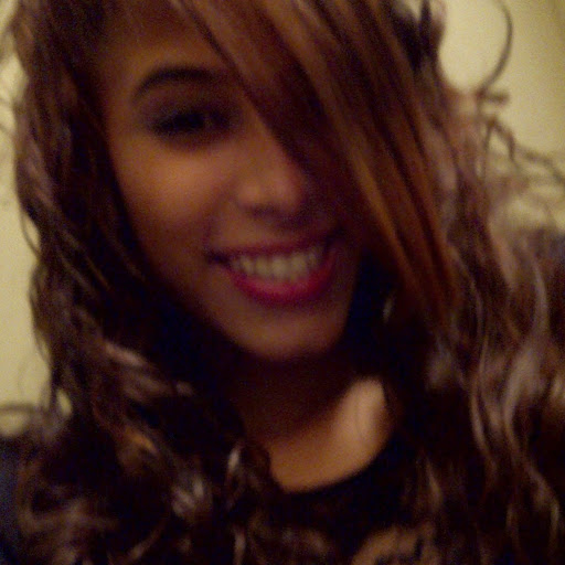 Jazmine Baez Photo 14