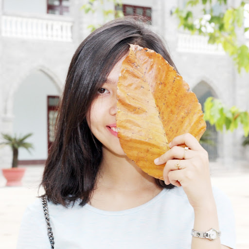 Uyen Pham Photo 34