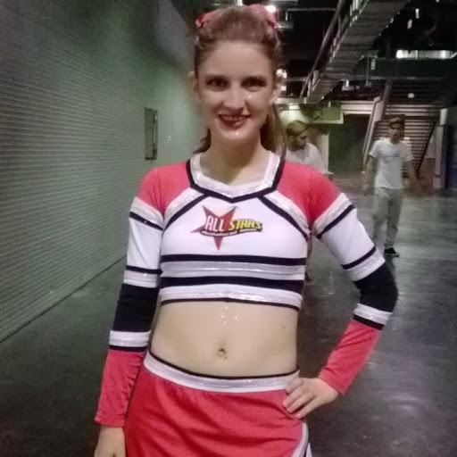 Paloma Ruiz Photo 29