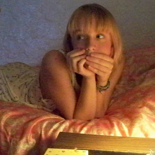 Hannah Rogers Photo 31