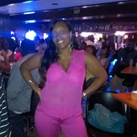 Danielle Richards Photo 35