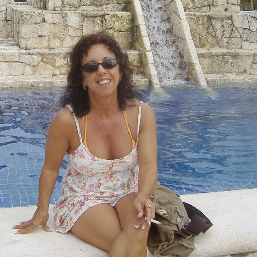Debra Bowling Photo 11