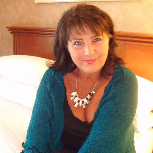 Lynn Allison Photo 14