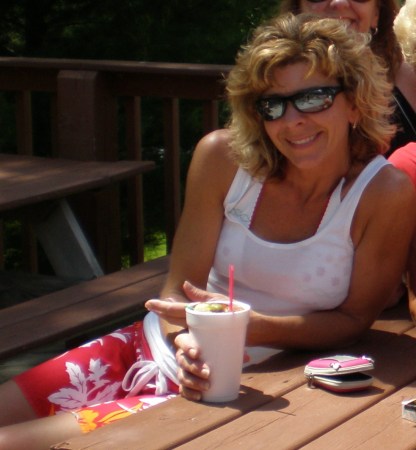 Christine Mahoney Photo 15