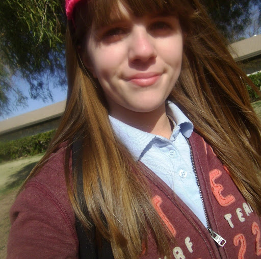 Caitlyn Berry Photo 14