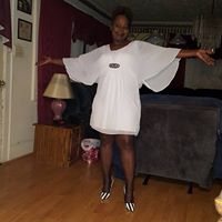 Catherine Parker Photo 32