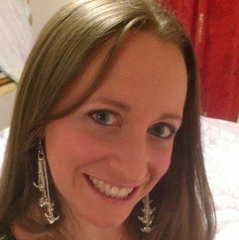 Alison Bradley Photo 11