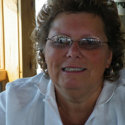 Karen Frost Photo 32