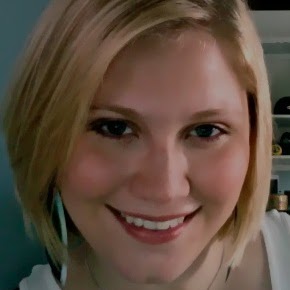 Sarah Watson Photo 36