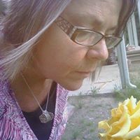 Sandra Parker Photo 17