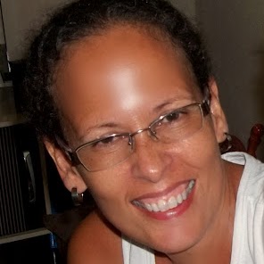 Gina Barbosa Photo 17