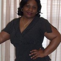 Maxine Robinson Photo 7