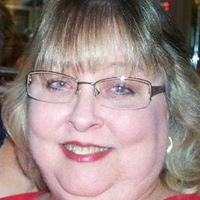 Vivian Hallsworth Photo 1